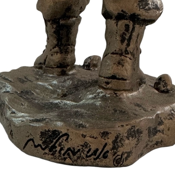 Trooper Sculpture Reporting Fighting Soldier with Gun Statue Display Figurine - Picture 8 of 8